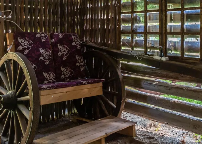 Pikkupuro By Interhome 塔库沃里